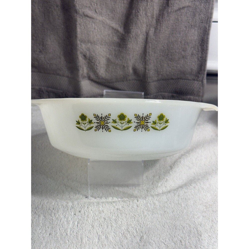 Forming White W/Green  Floral 1.5 Quart Bakeware Vintage Anchor Hocking